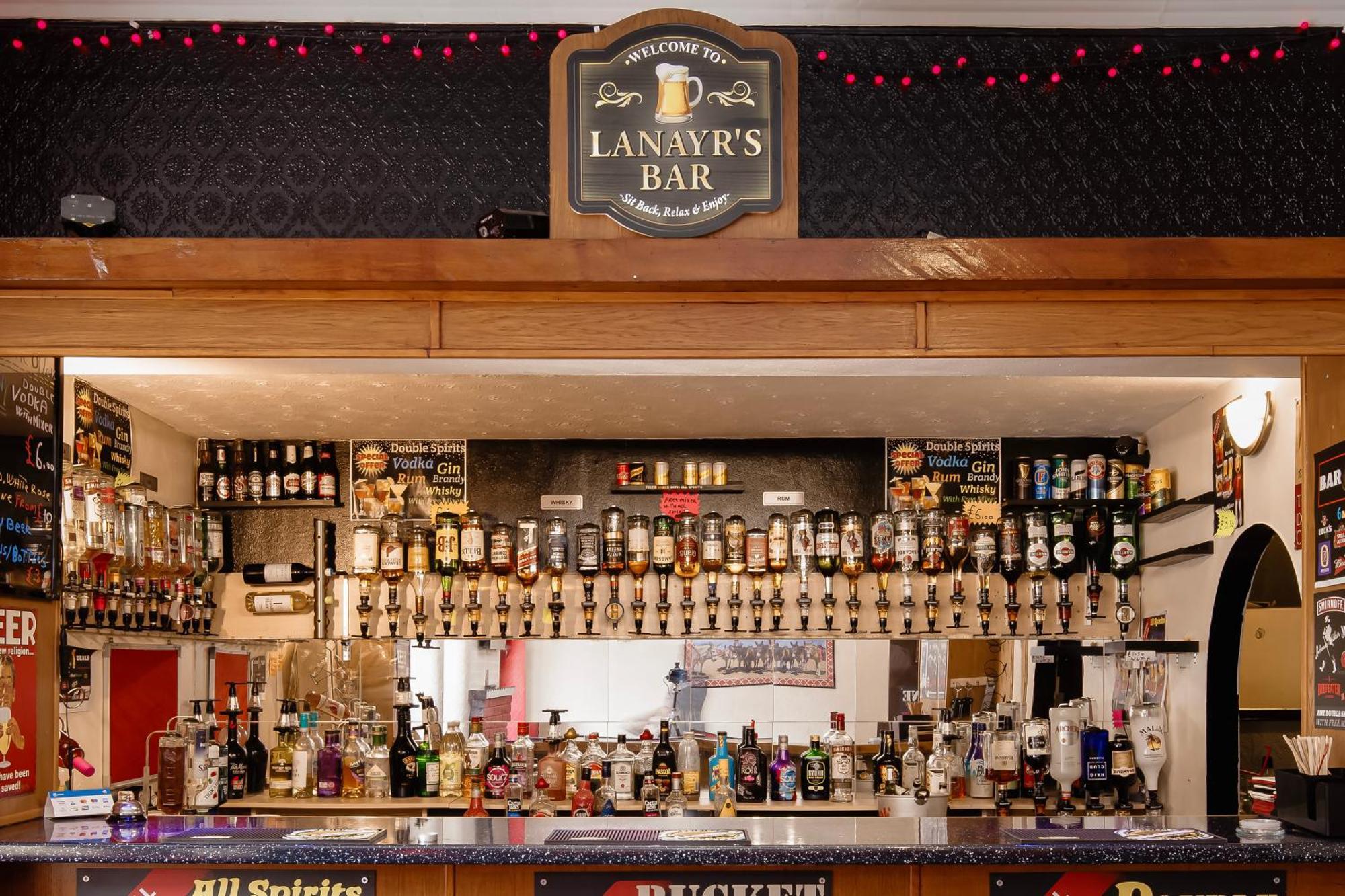 Lanayr Hotel Blackpool Bagian luar foto